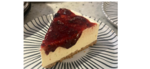 CHEESE CAKE FRUTAS VERMELHAS FATIA