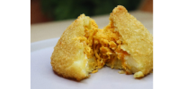Coxinha de frango com requeijão